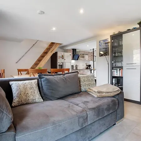 Idyllischer Natur-urlaub Mit Alpakas In