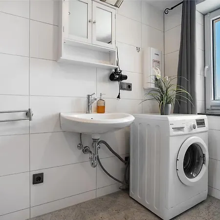 Lejlighed Idyllischer Natur-urlaub Mit Alpakas In Schmatzin