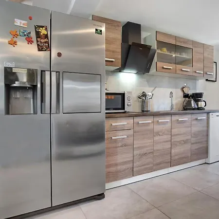 Idyllischer Natur-urlaub Mit Alpakas In