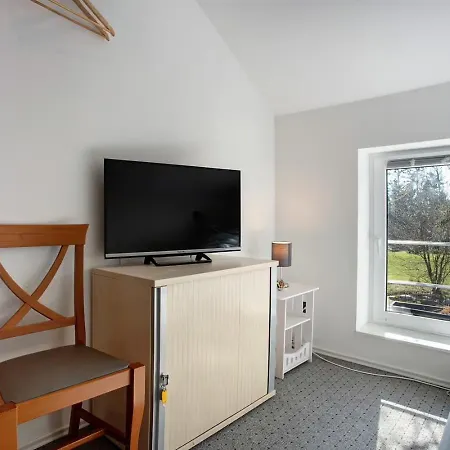 Idyllischer Natur-urlaub Mit Alpakas In * Schmatzin