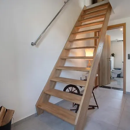 Idyllischer Natur-urlaub Mit Alpakas In *