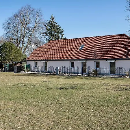 Idyllischer Natur-urlaub Mit Alpakas In *