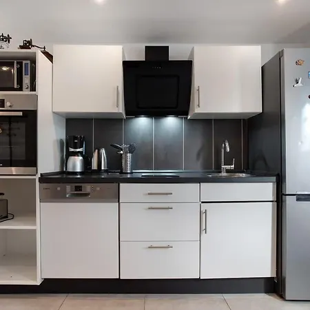 Idyllischer Natur-urlaub Mit Alpakas In * Schmatzin