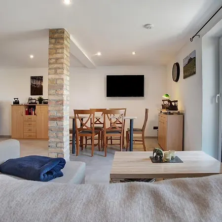 Idyllischer Natur-urlaub Mit Alpakas In Lejlighed *