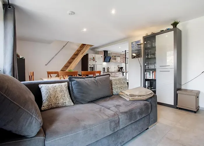 Idyllischer Natur-urlaub Mit Alpakas In