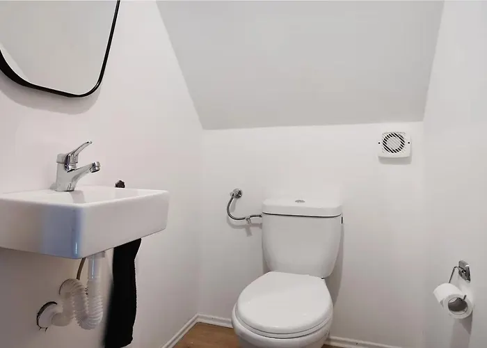 Idyllischer Natur-urlaub Mit Alpakas In *